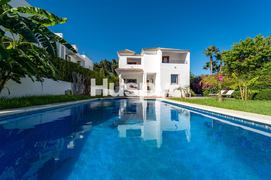 Villa en Estepona, Andalucía, España 1 - 19095268