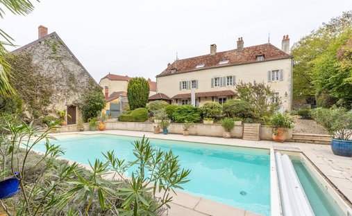 Maison à Arceau, Bourgogne-Franche-Comté, France 1