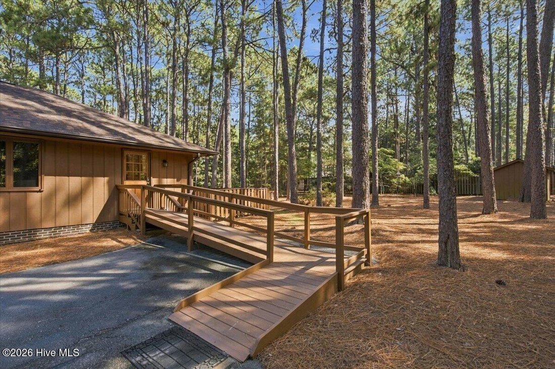 Casa en Southern Pines, Carolina del Norte, Estados Unidos 2 - 19094582