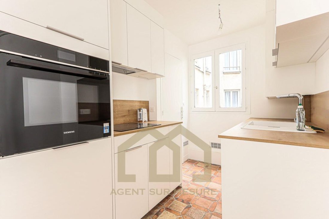 Appartamento a San Germain des Prés, Paris 6e Arrondissement, Parigi 5 - 19095158