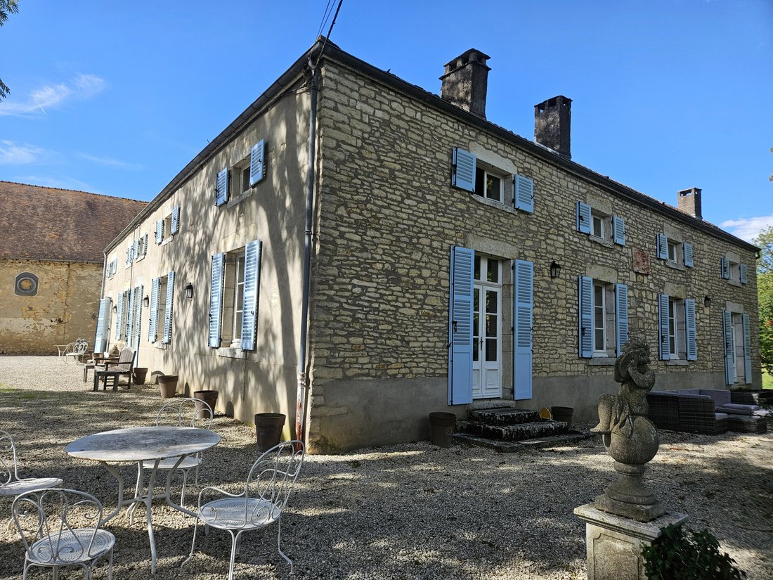 Anwesen in Fontaine-Française, Bourgogne-Franche-Comté, Frankreich 3 - 19095384