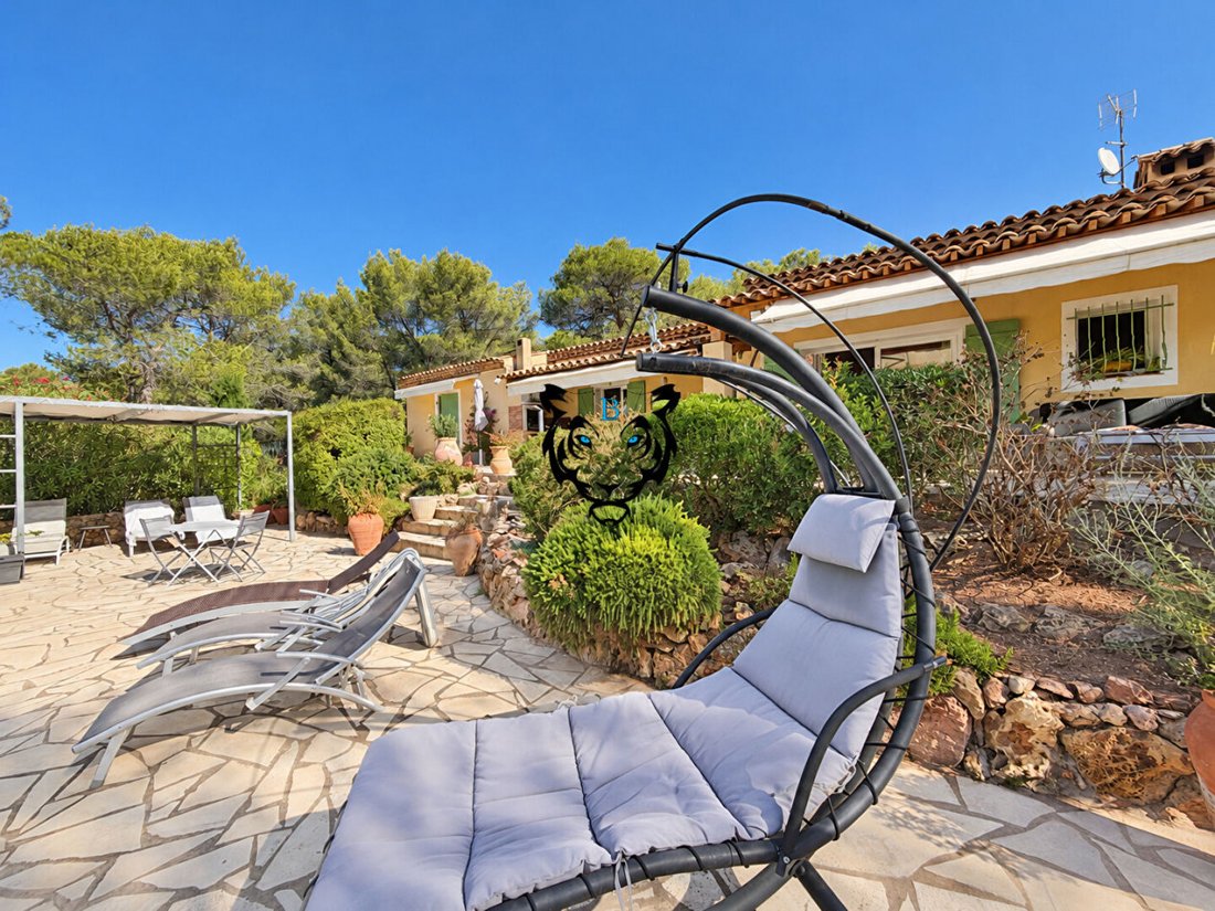 Maison à Ecarts, Roquebrune-sur-Argens, France 3 - 19095445