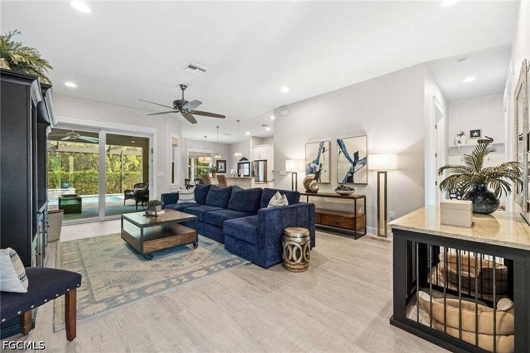 Casa en Fort Myers, Florida, Estados Unidos 5 - 19094213