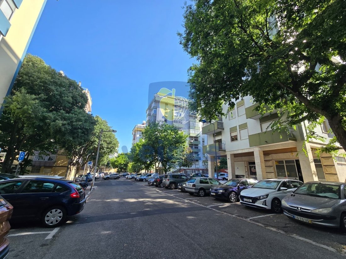 Apartamento en Sao Domingos de Benfica, Lisboa, Portugal 3 - 19095304