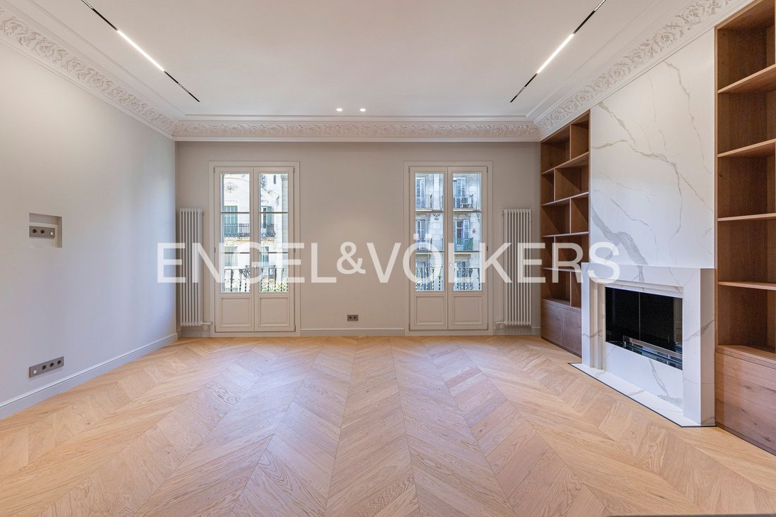 Appartamento a Eixample, Barcellona, Spagna 1 - 19096843