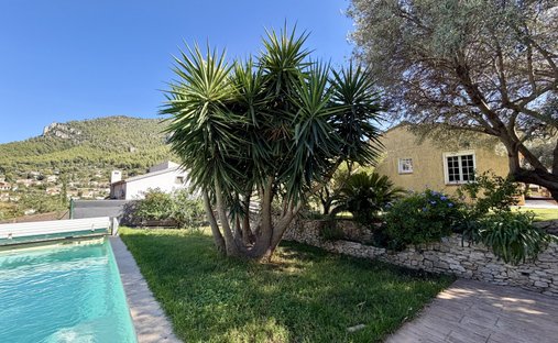 Villa à Le Faron-Fort-Rouge, Toulon, France 1