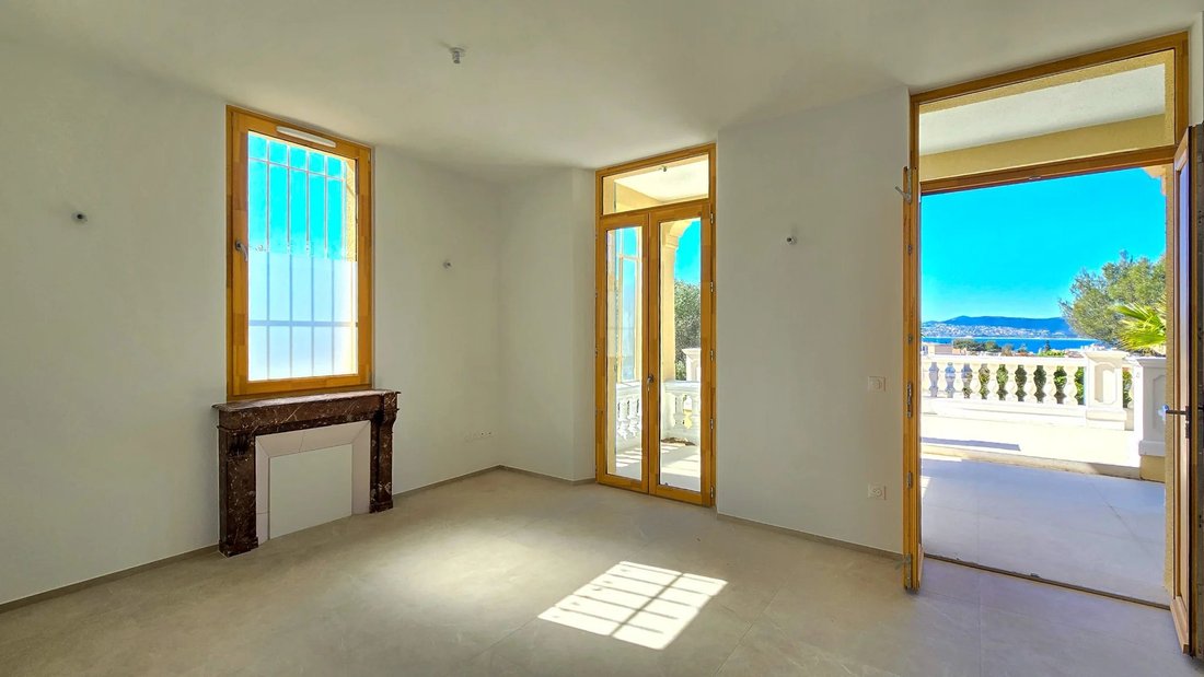 Villa a Altopiano Notre Dame Nord, Saint-Raphaël, Francia 5 - 17356223