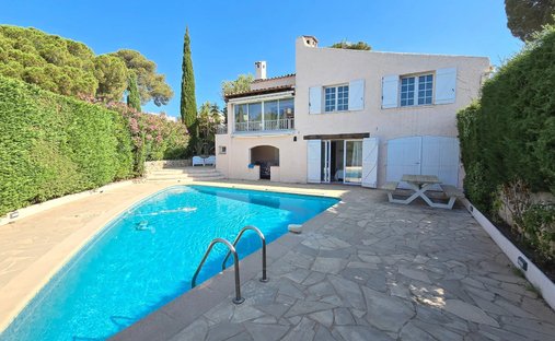 Villa à Plateau Notre Dame Sud-Bord de mer-Beaurivage, Saint-Raphaël, France 1