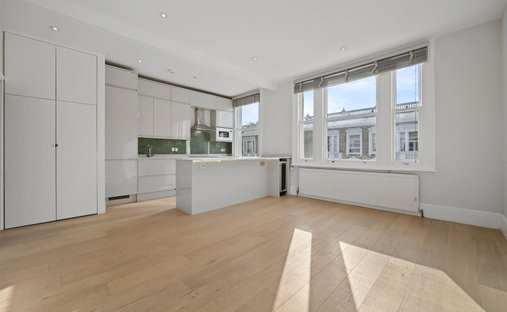 Apartment in West Kensington, Hammersmith and Fulham, England 1