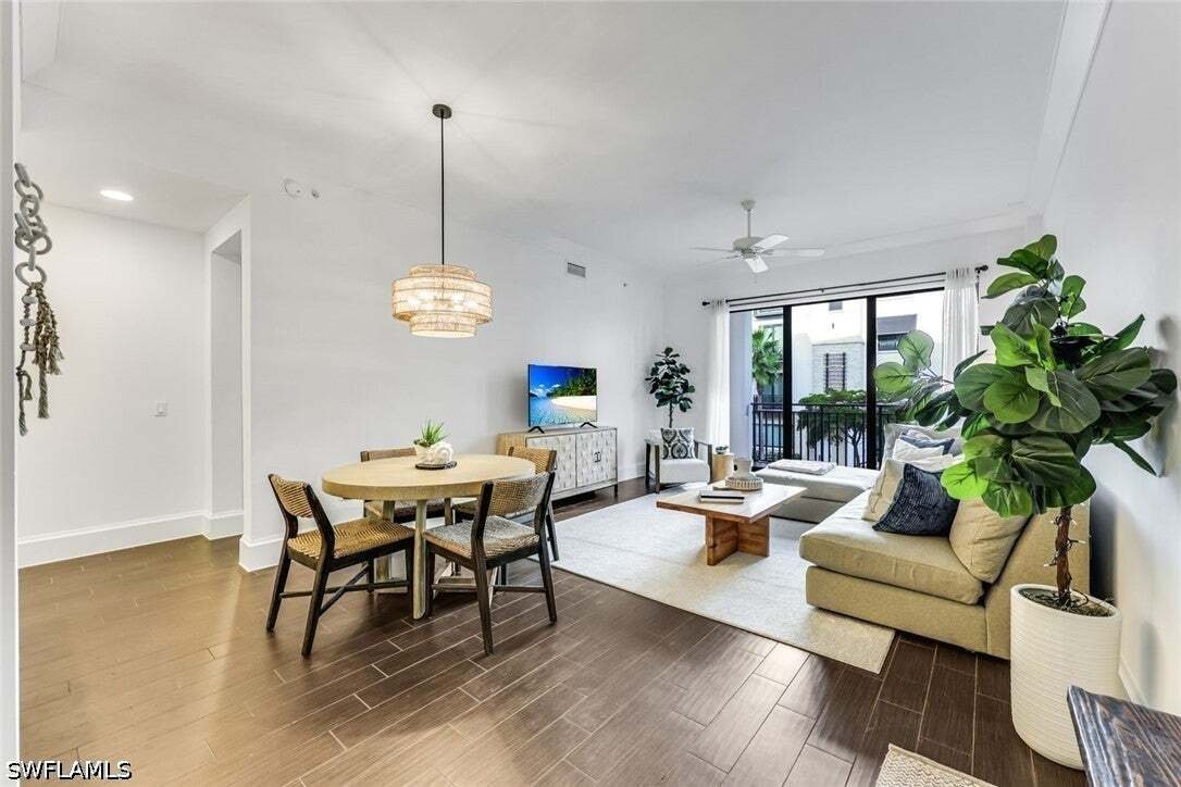 Condo in Naples, Florida, United States 2 - 19096623