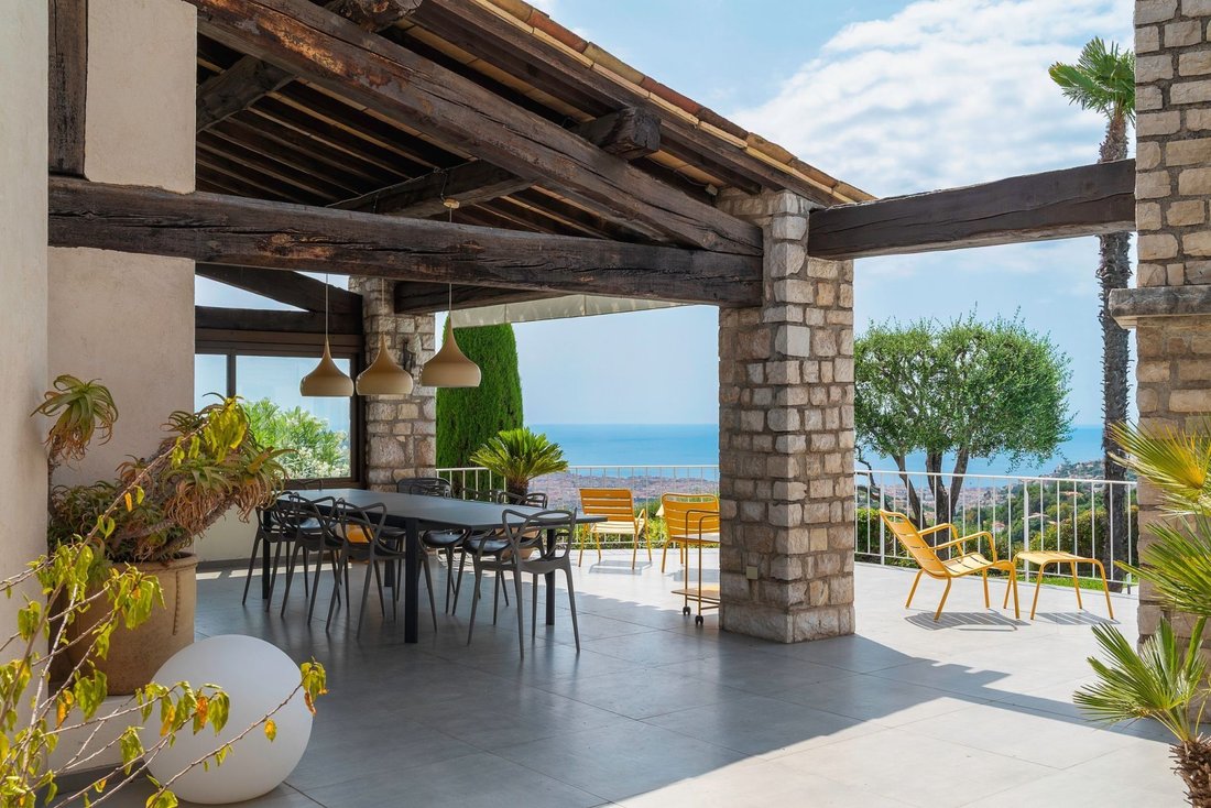 Casa en Niza, Provenza-Alpes-Costa Azul, Francia 4 - 16769669