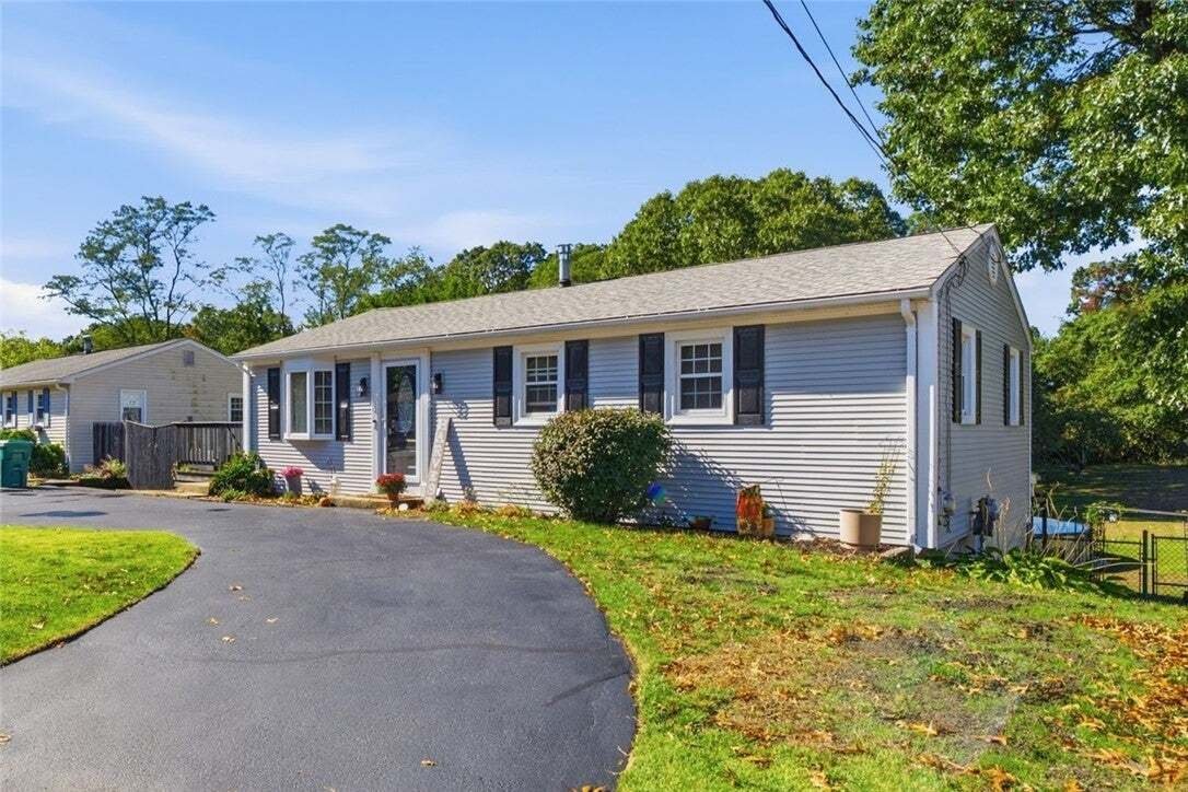 House in Warwick, Rhode Island, United States 4 - 19089776