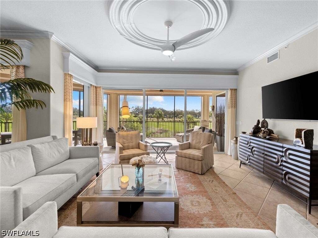 Condo in Naples, Florida, United States 2 - 19096597