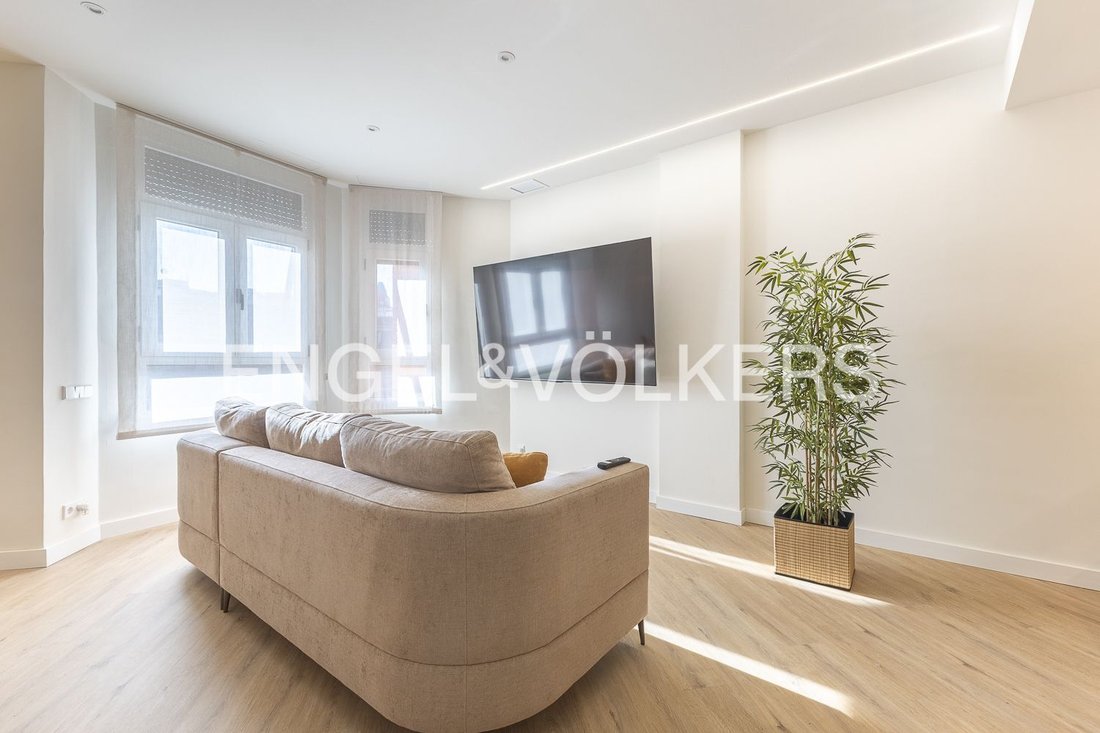 Wohnung in Extramurs, Valencia, Spanien 3 - 19098017