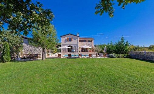 Villa à Svetvinčenat, Istrie, Croatie 1