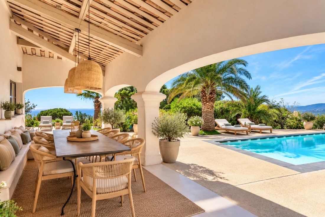 Villa à Les Issambres, Roquebrune-sur-Argens, France 2 - 19095461