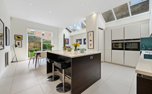 House in Holland Park, Kensington And Chelsea, England 1