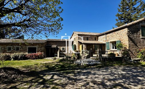 Haus in Planzolles, Auvergne-Rhone-Alpen, Frankreich 1