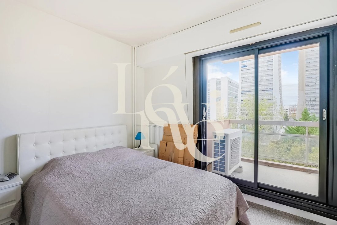 Apartment in Nationale-Deux Moulins, Paris 13e Arrondissement, Paris 4 - 19095523