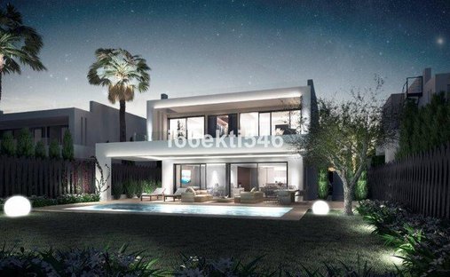 Villa en Playa Puerto Banús, Marbella, España 1