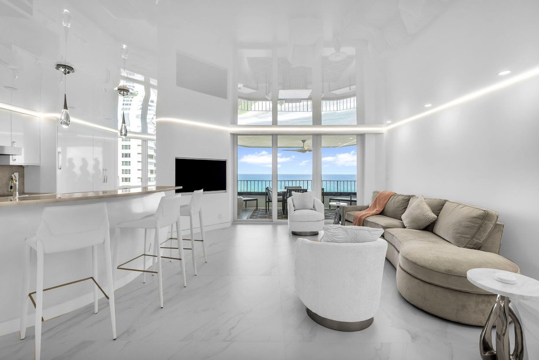 Condo in Boca Raton, Florida, United States 1 - 19097258