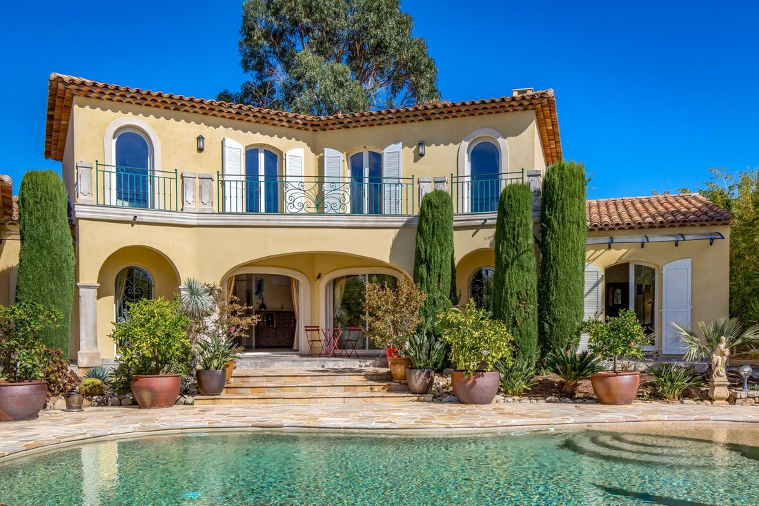 Villa in Exterieurs, Frejus, France 2 - 19097804