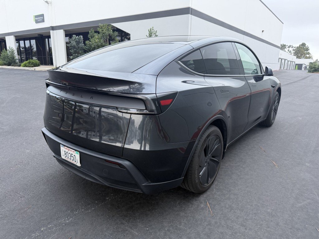 Tesla Model Y in San Diego, CA, United States 3 - 19094283