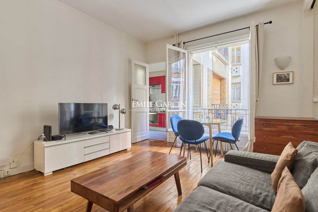 Apartment in Invalides, Paris 7e Arrondissement, Paris 2 - 19098556