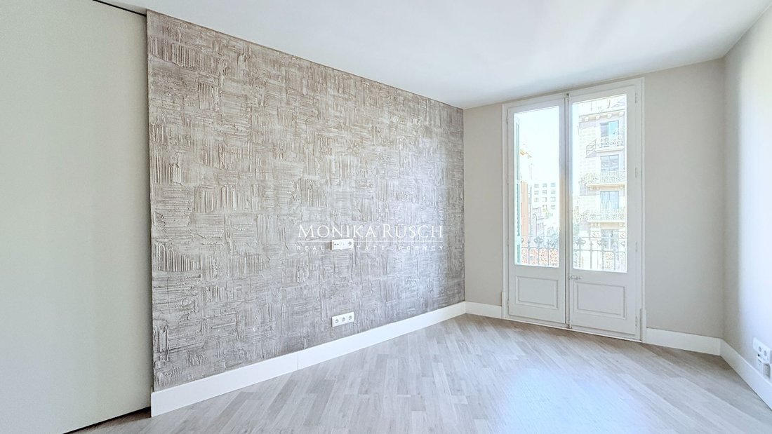 Apartment in Eixample, Barcelona, Spain 2 - 18300833