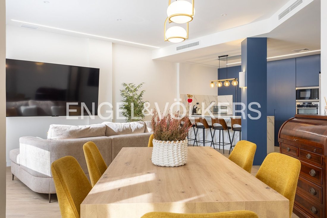 Wohnung in Extramurs, Valencia, Spanien 4 - 19098017