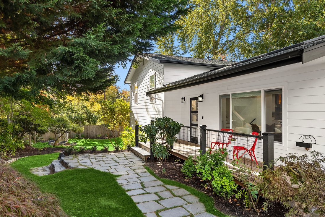 House in Bainbridge Island, Washington, United States 2 - 19098673