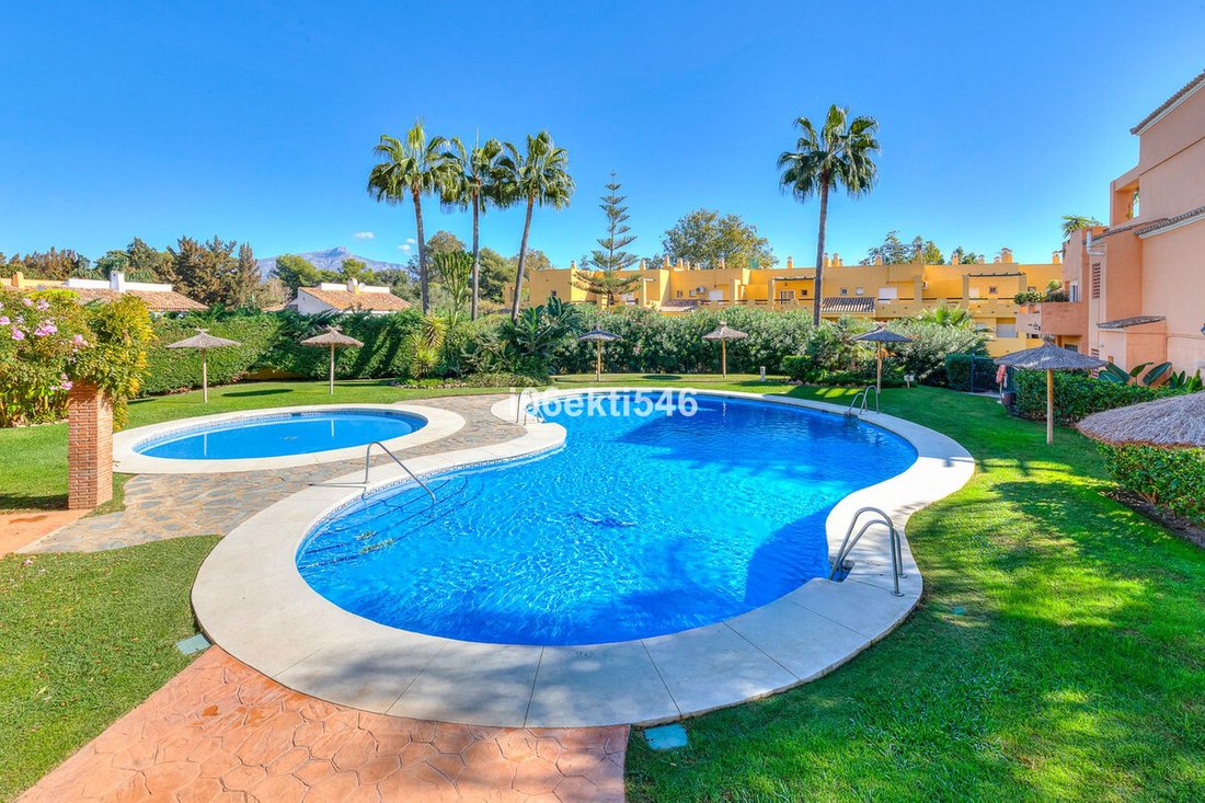 Penthouse à Guadalmina Alta, San Pedro de Alcántara, Espagne 1 - 15961362