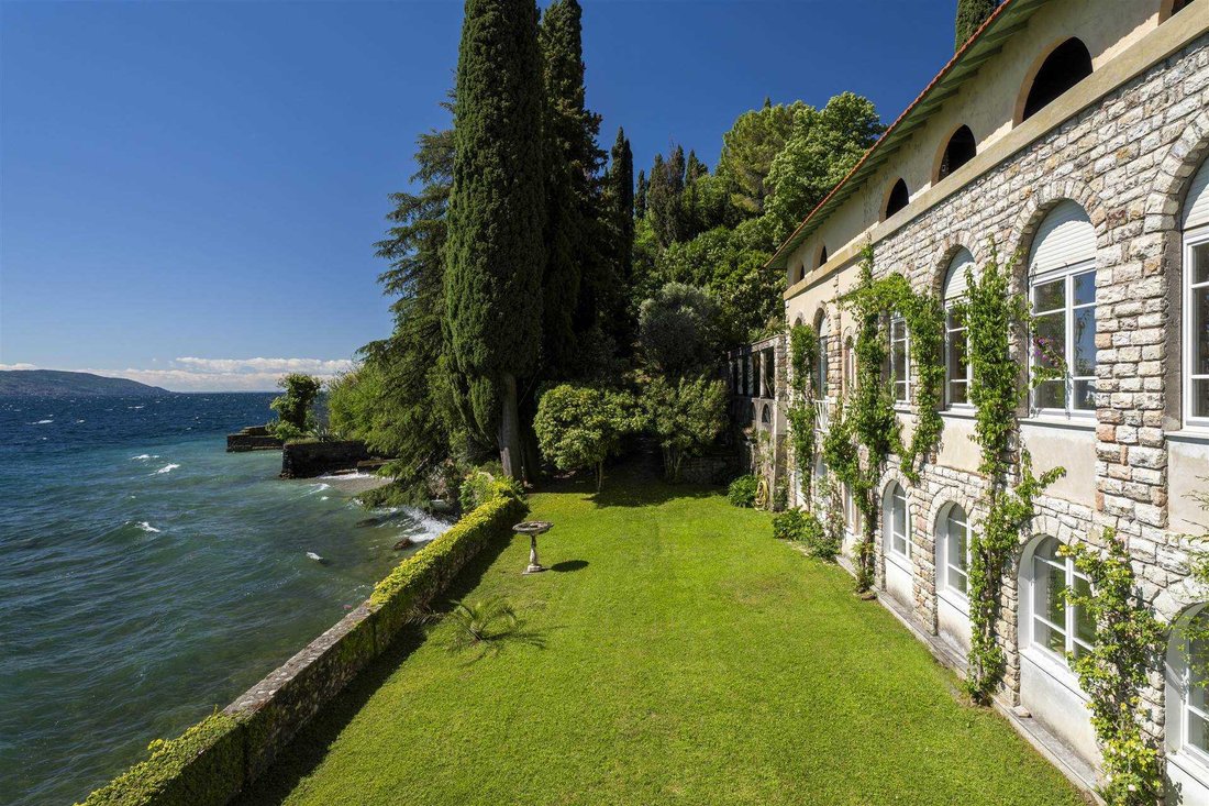 Villa en Gargnano, Lombardía, Italia 3 - 19094972