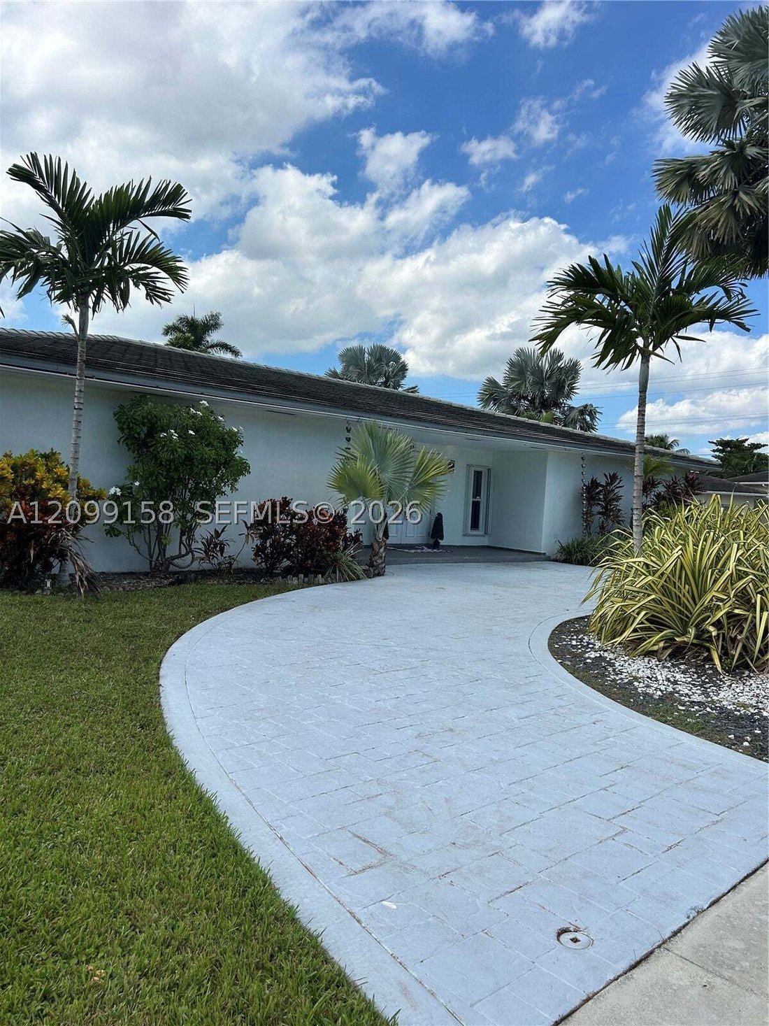 Haus in Miami Springs, Florida, Vereinigte Staaten 2 - 19097055