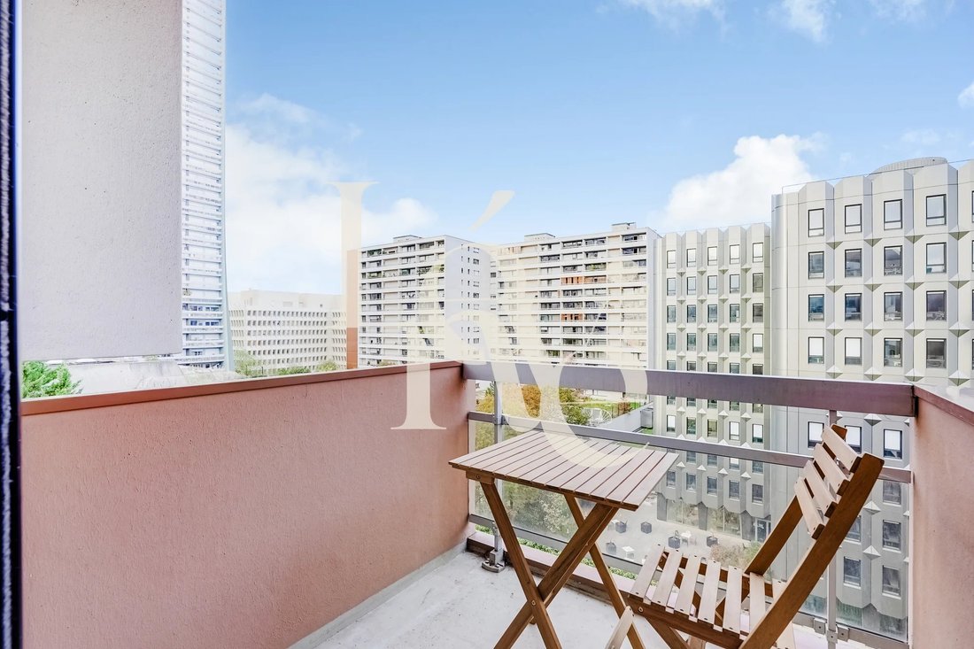 Apartment in Nationale-Deux Moulins, Paris 13e Arrondissement, Paris 2 - 19095523