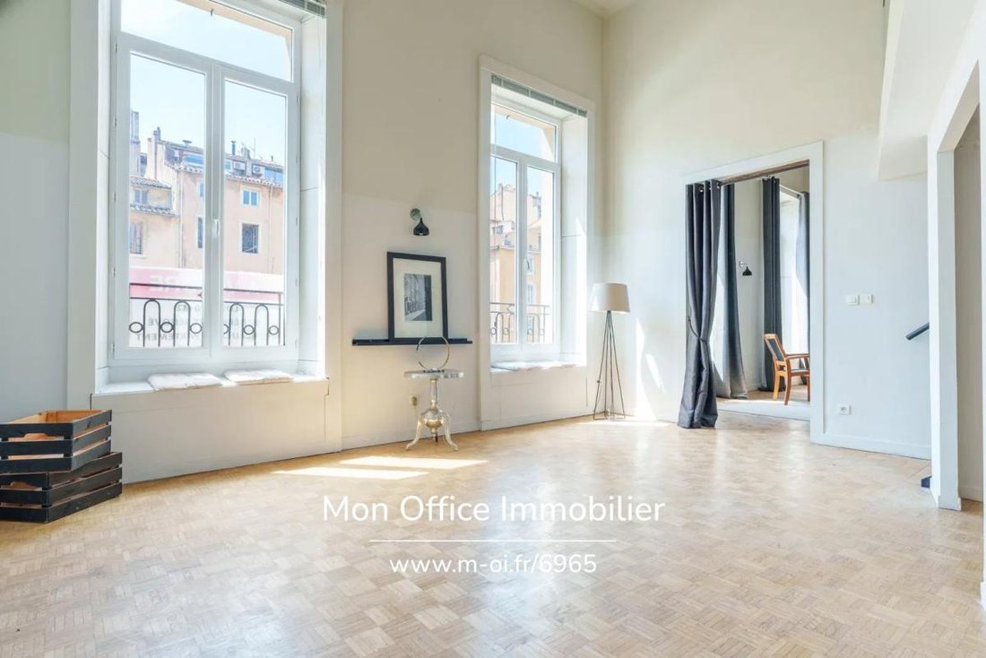 Appartement à Opéra, 1er Arrondissement, Marseille 3 - 18843212