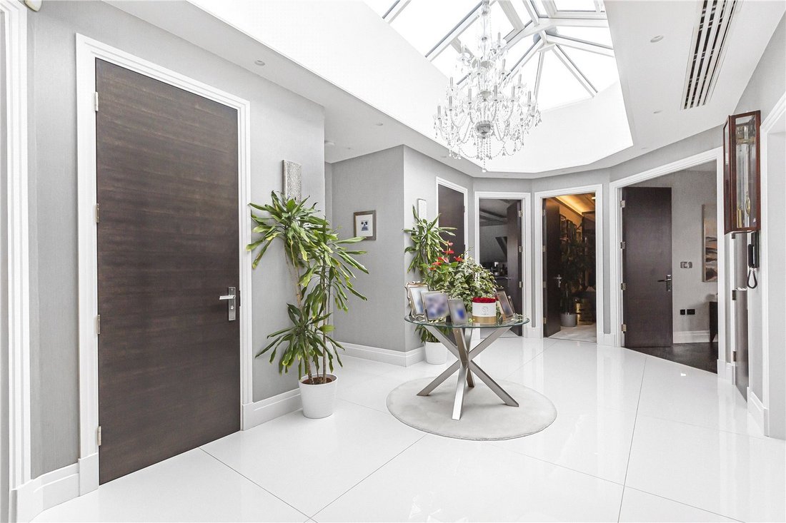Penthouse in Ferney Hill, Enfield, England 3 - 19094586