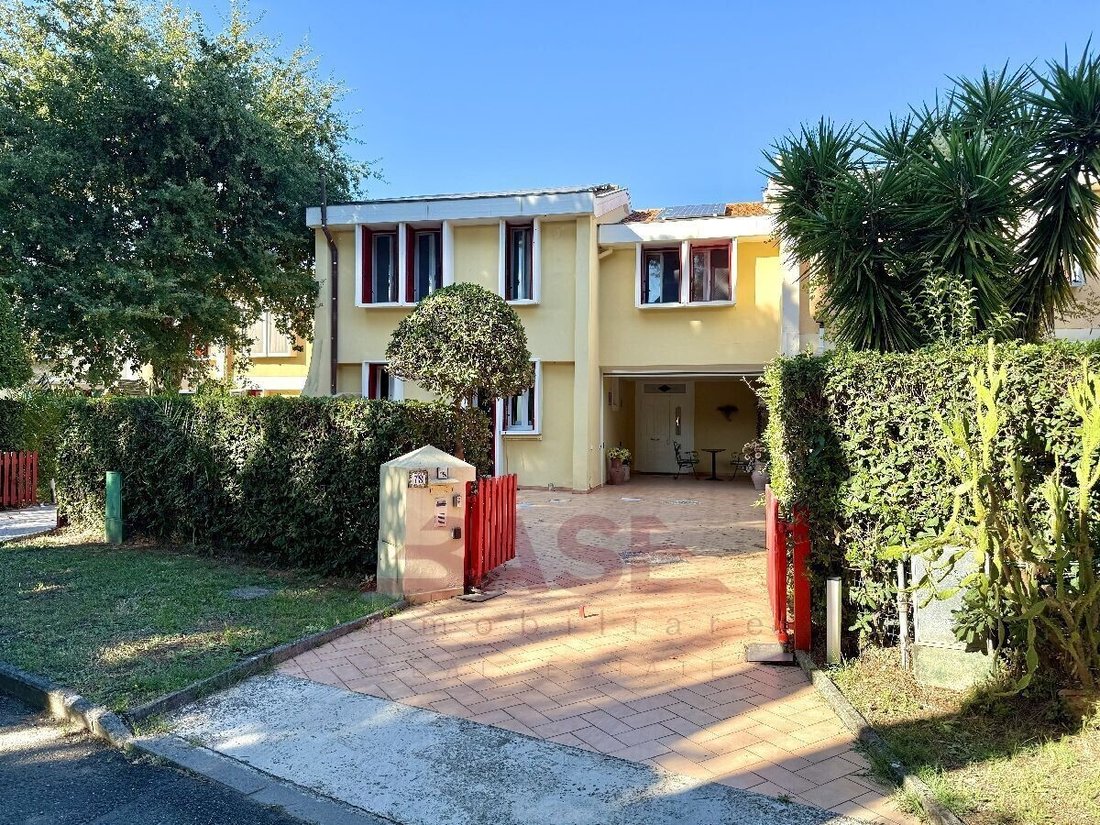 Villa in Cecina Centro, Cecina, Toskana 2 - 19096733
