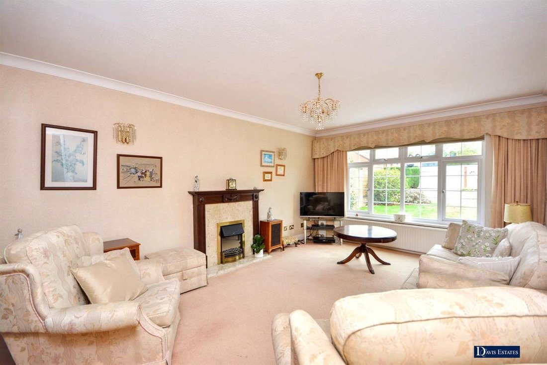 House in Great Nelmes, Romford, England 2 - 19094298