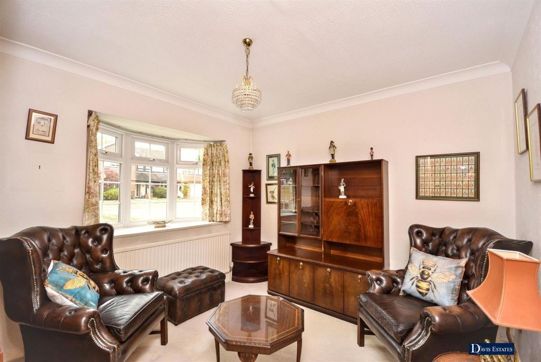 House in Great Nelmes, Romford, England 5 - 19094298