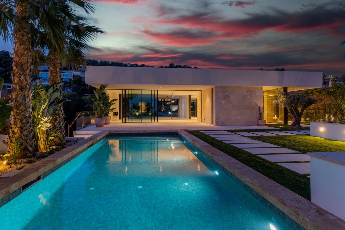 Villa in Portals Nous, Calvia, Balearic Islands 2 - 19094943