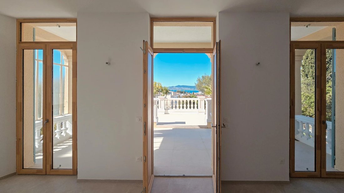 Villa a Altopiano Notre Dame Nord, Saint-Raphaël, Francia 4 - 17356223
