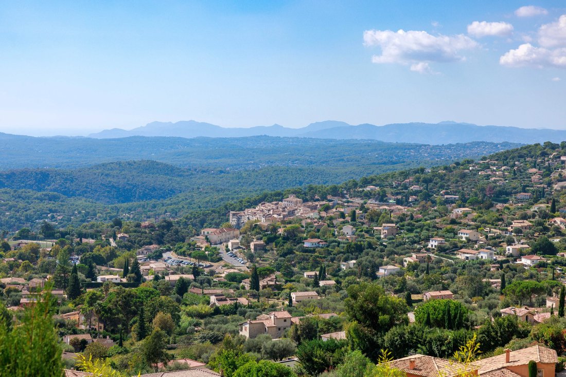 Casa a Tourrettes-sur-Loup, Provenza-Alpi-Costa Azzurra, Francia 3 - 19095296