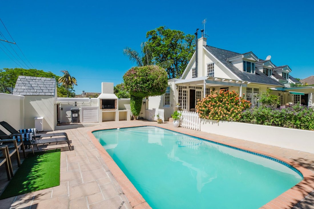 House in Newlands, Southern Suburbs, Cape Town 1 - 19096427