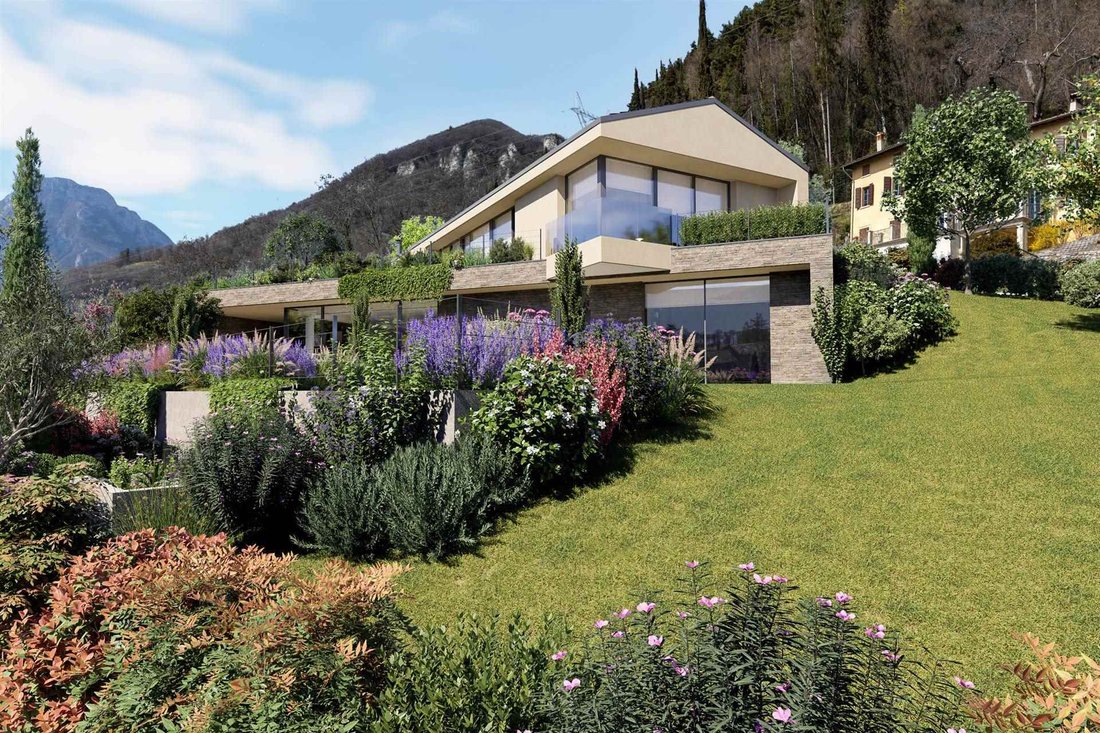 Villa en Gargnano, Lombardía, Italia 2 - 19095041