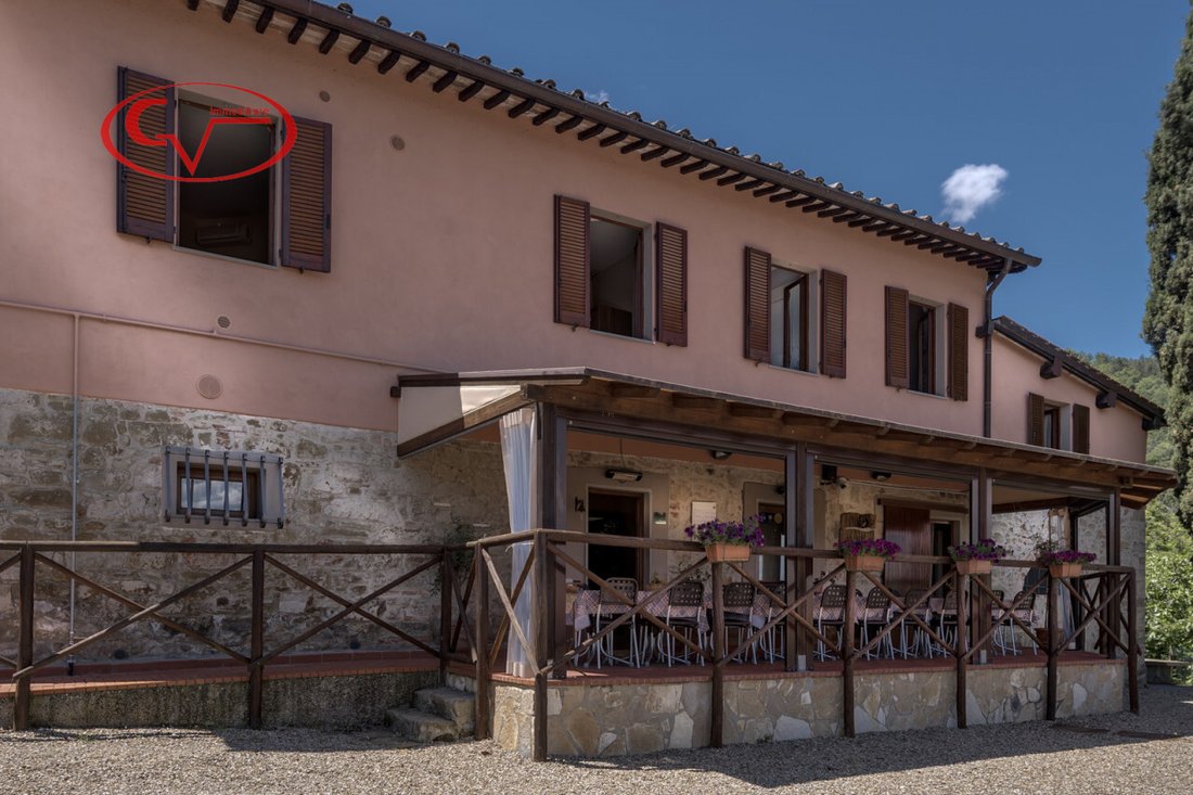 Villa in Cavriglia, Toscana, Italia 2 - 19098190
