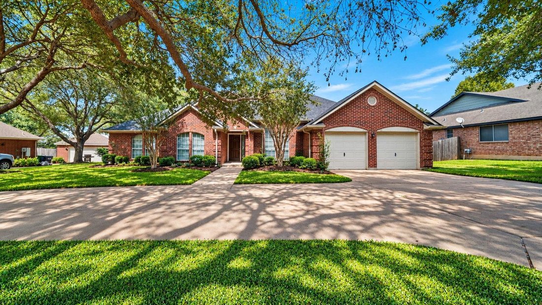 House in Brenham, Texas, United States 1 - 19097610