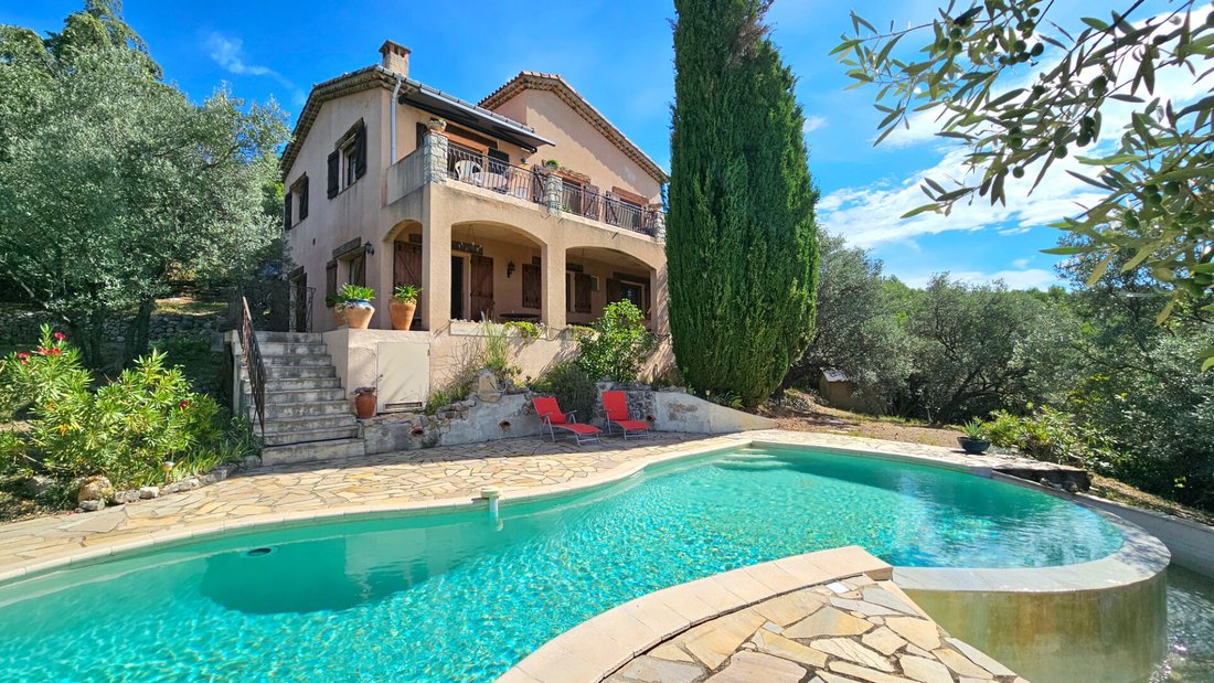 Villa in Bargemon, Provence-Alpes-Côte d'Azur, France 1 - 19098542