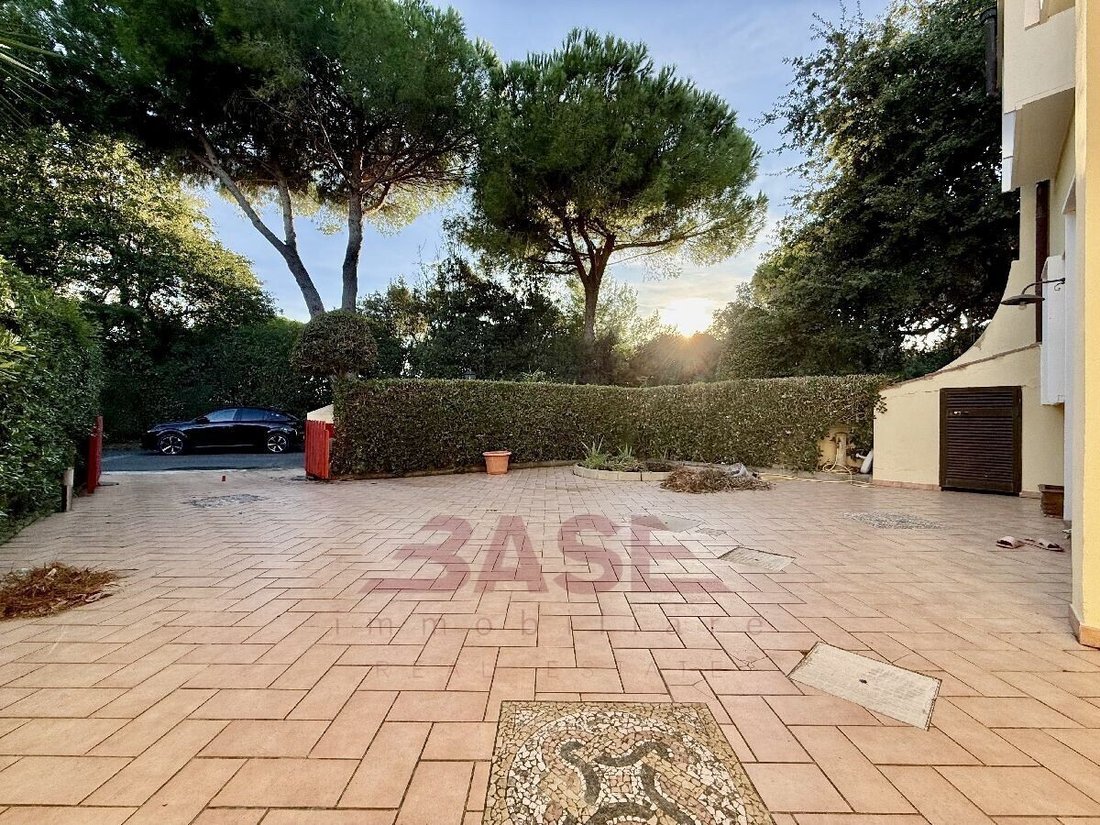 Villa in Cecina Centro, Cecina, Toskana 4 - 19096733