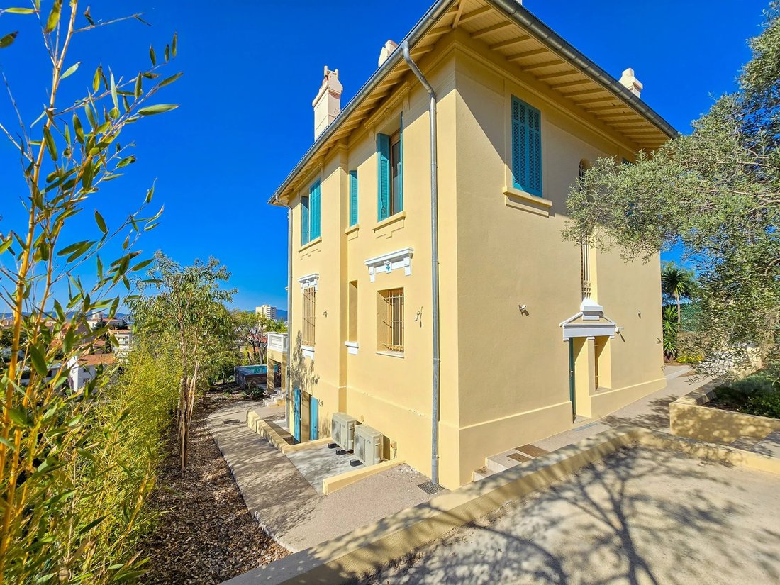 Villa a Altopiano Notre Dame Nord, Saint-Raphaël, Francia 3 - 17356223